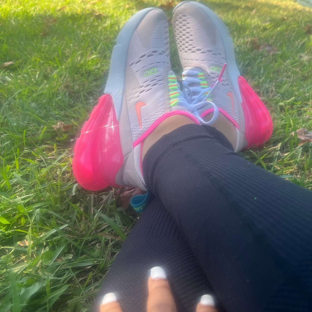Nike AirMax 270, in excellent condition, with box. Only worn 3 times